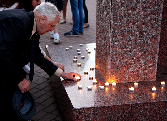 В Одинцово в память о погибших в войне зажгли десятки свечей