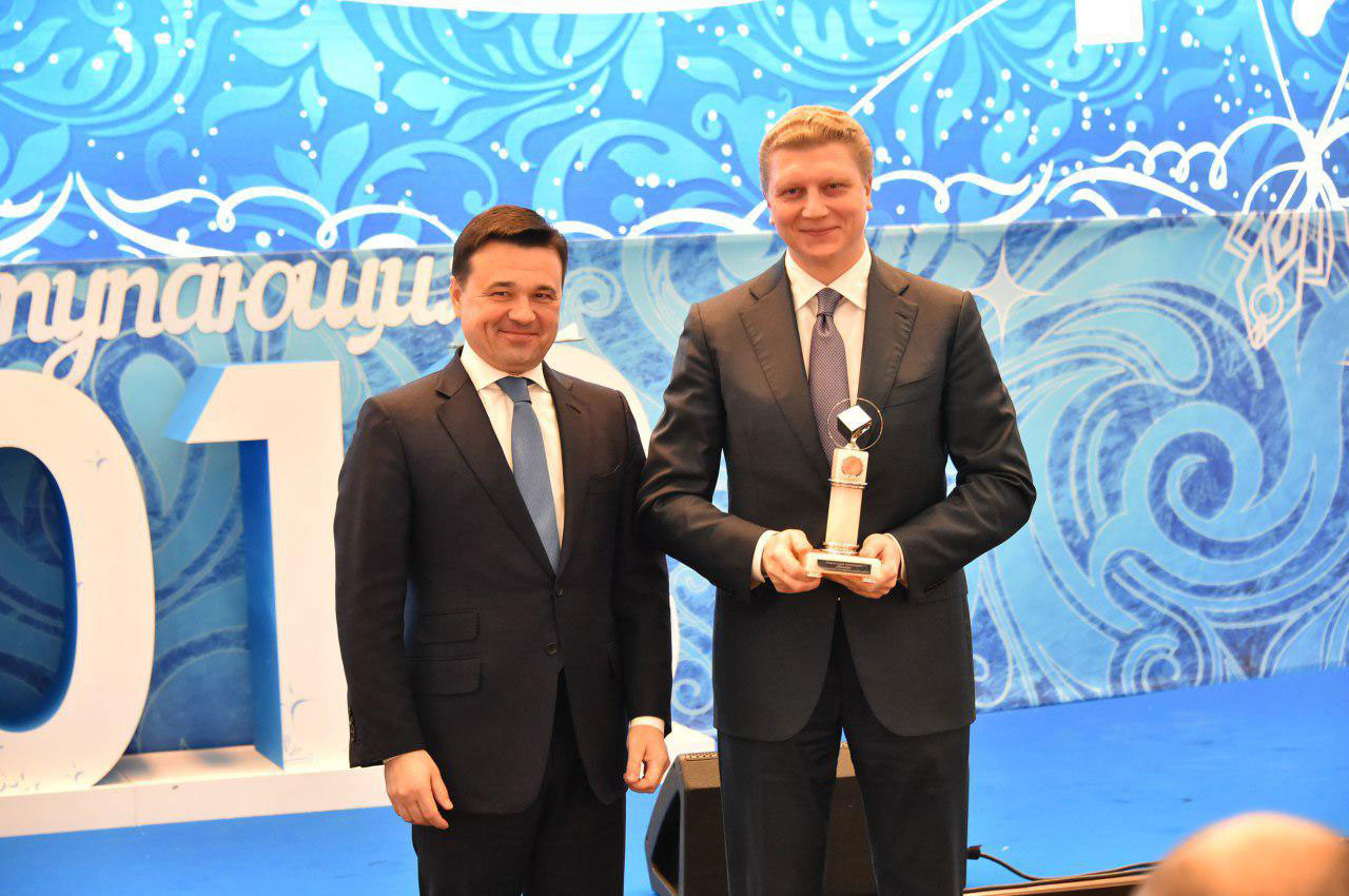 награждение военкора сладкова губернатором подмосковье. жириновский выпуск кремлевцы. губернатор наградил участников проекта 2030. подольск награжден премией прорыв года. доброе дело премия воробьев.